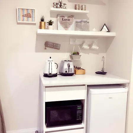 New Market Cozy Room-2